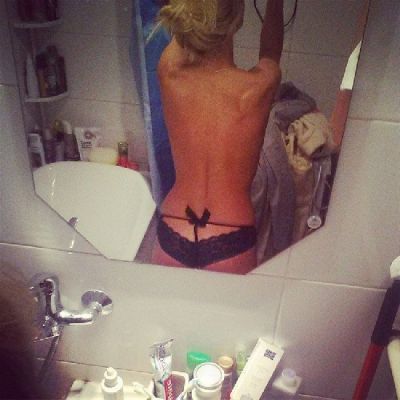 шлюшка Адлер тома (Сочи)