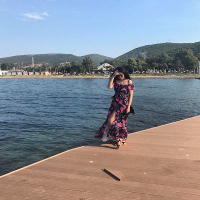 Зарина, 8 952 983-88-18