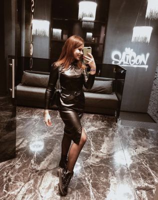 Алена, телефон проститутки 8 903 152-37-22